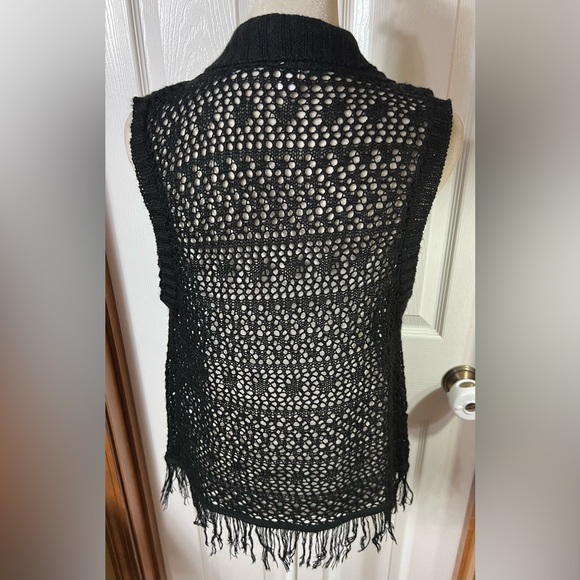 Bongo Sleeveless Sweater Vest Cardigan Fringe Open Knit Black Lightweight Size M - Picture 2 of 3